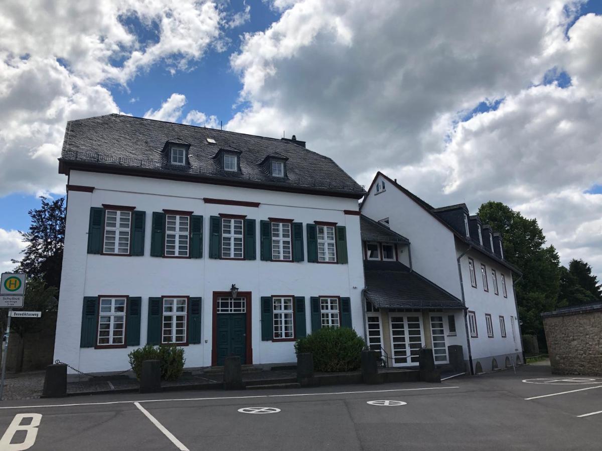 Kloster Steinfeld Gastehaus Kall Exterior photo