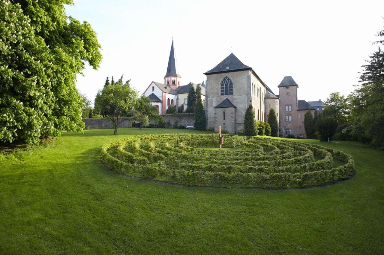 Kloster Steinfeld Gastehaus Kall Exterior photo